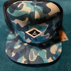 💙Sperry 💙 Blue Camo Trucker Hat - Adjustable Snapback.